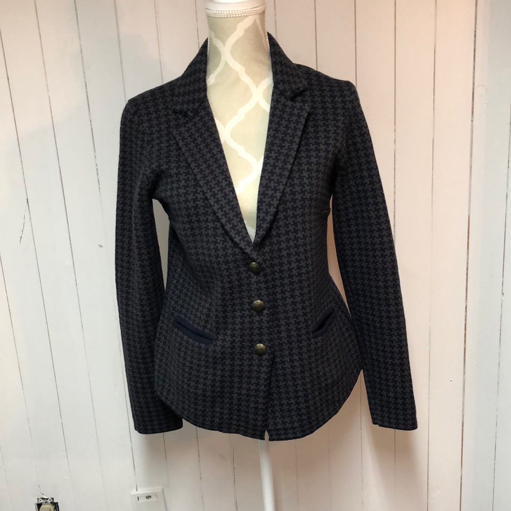 Tommy Hilfiger button down jacket.
